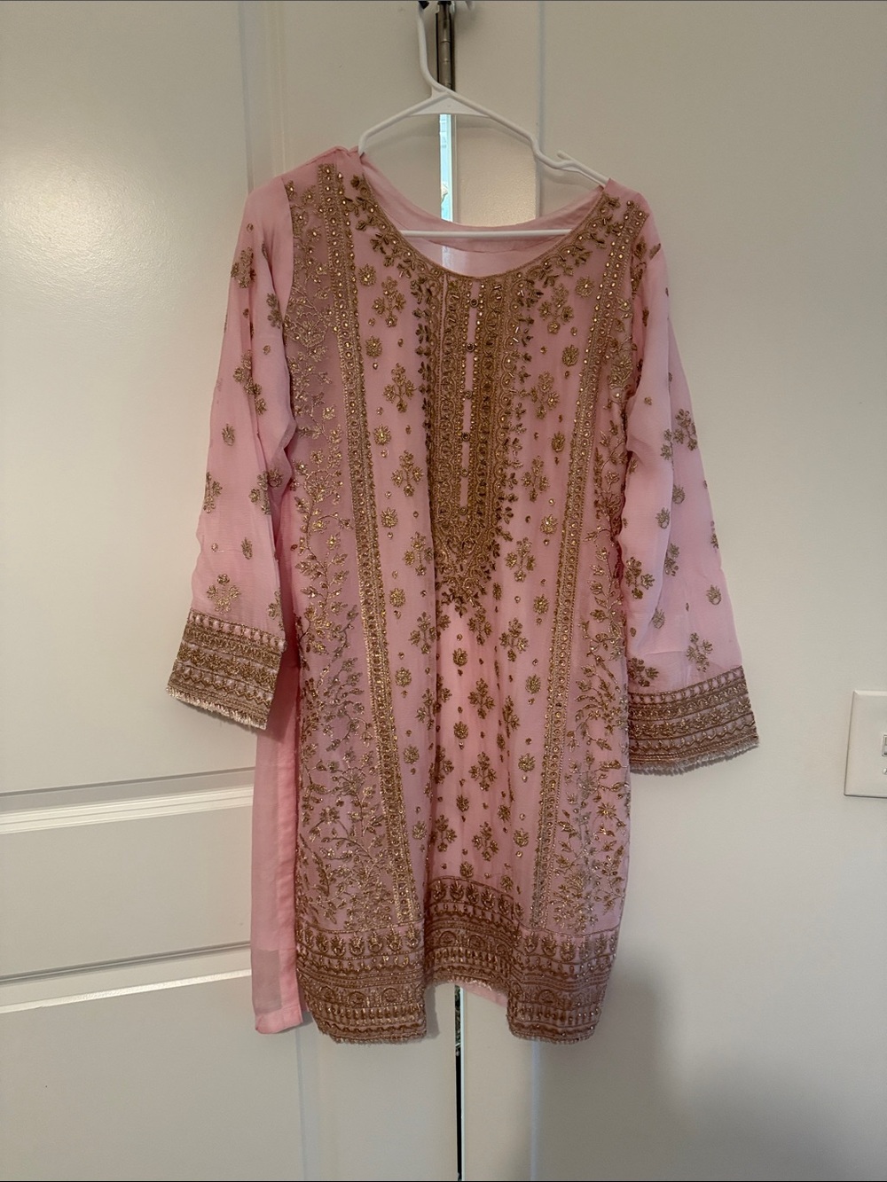 Elegant Pink Garara Suit with Gold Detailing